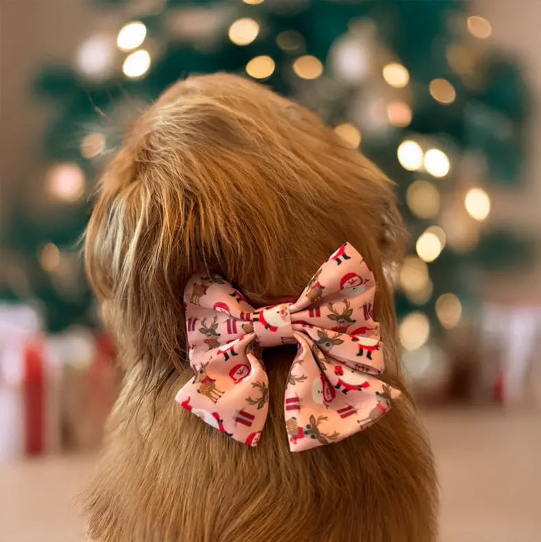 Cuddly Christmas Lady Bow Picture